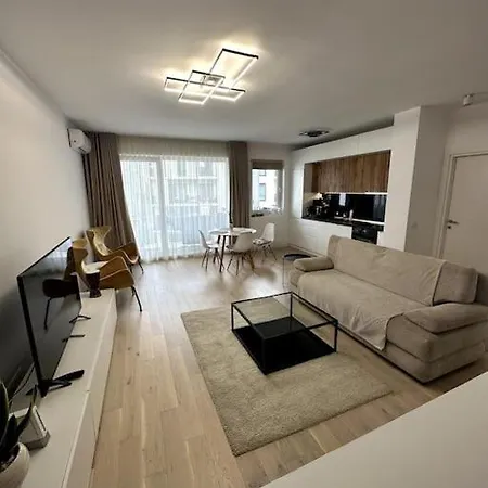 Apartamento Opulence: Luxe Airbnb Haven Cluj-Napoca