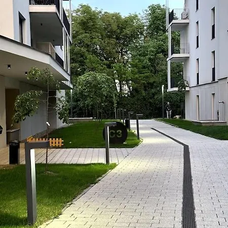 Opulence: Luxe Airbnb Haven Cluj-Napoca