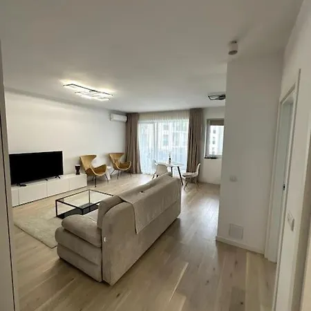 Opulence: Luxe Airbnb Haven Appartamento Cluj-Napoca